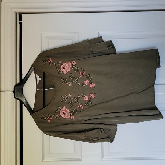 Reitmans size 2X scoop neck top - Picture 1 of 5